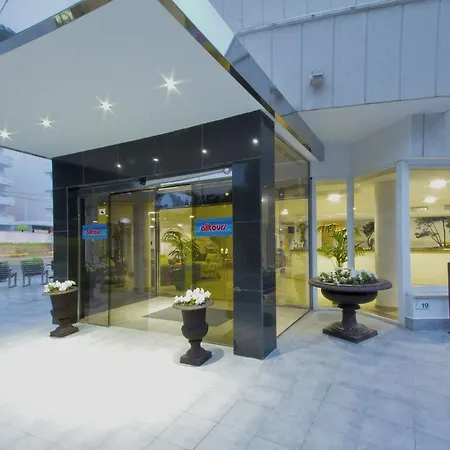 Olimarotel Park 4* 帕格拉